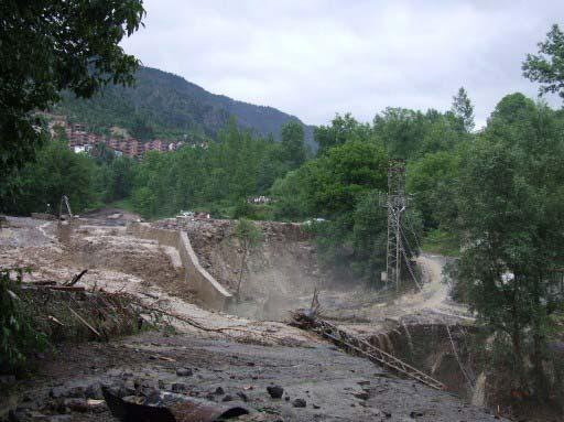 Karadeniz'i sel vurdu - Resim 29