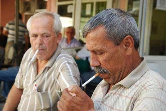 Yurttan sigara yasağı manzaraları - Resim 11