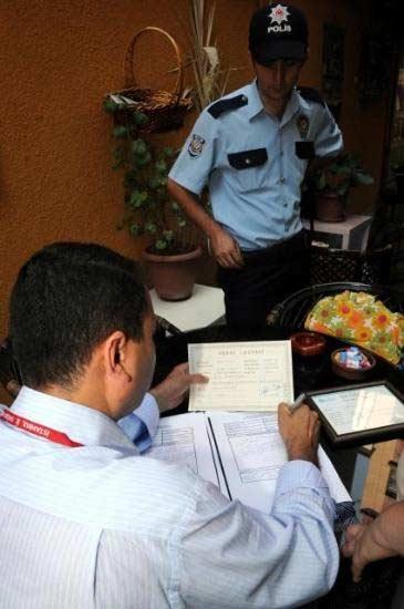 Yurttan sigara yasağı manzaraları - Resim 18