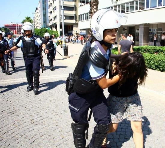 Öğrencilere HARÇ dayağı - Resim 8