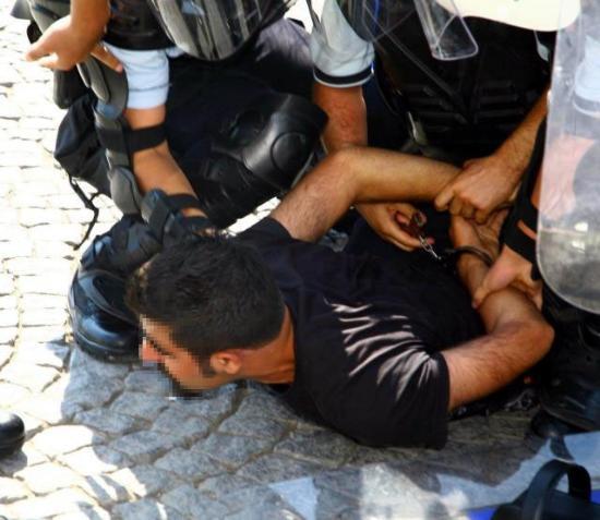 Öğrencilere HARÇ dayağı - Resim 9