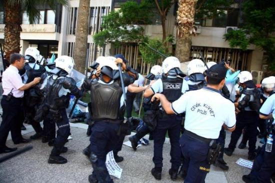 Öğrencilere HARÇ dayağı - Resim 7