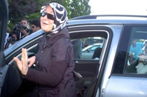 First lady direksiyon başında - Resim 2