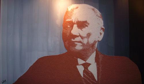 Kumdan Atatürk portleri 