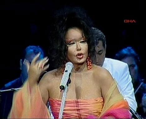 Bülent Ersoy'un ceninli yüzü 