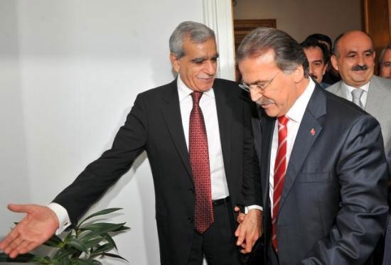 Şahin DTP'lilere kucak açtı - Resim 9