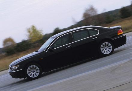 BMW 760Li - Resim 2