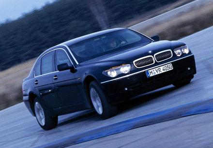 BMW 760Li - Resim 13