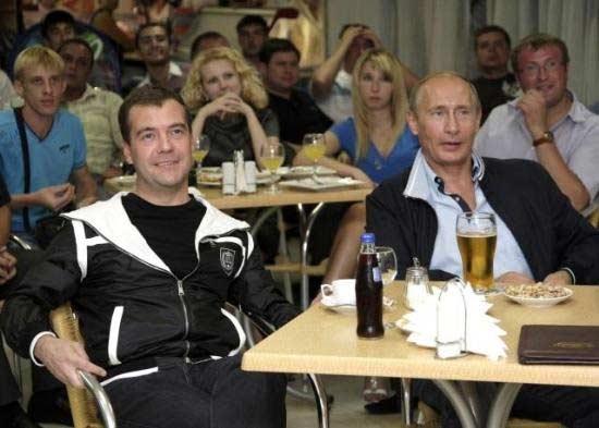 Rus liderlerin maç keyfi - Resim 3