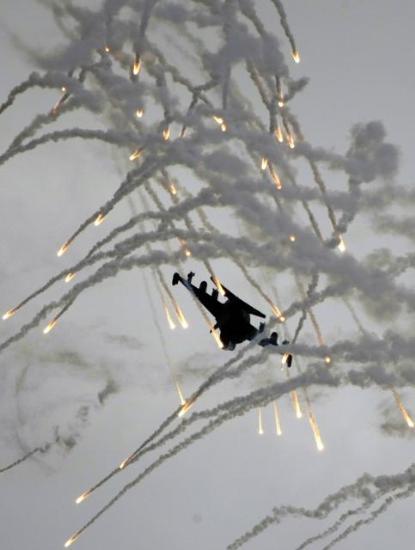 Rus pilotlar şov yaptı