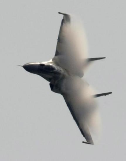 Rus pilotlar şov yaptı