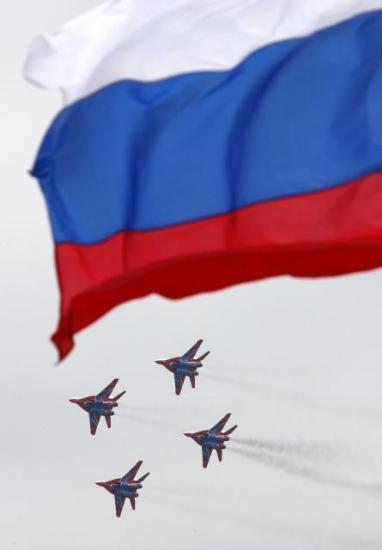 Rus pilotlar şov yaptı