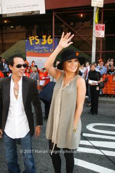 40 yaşında taş gibi Jennifer Lopez  - Resim 1