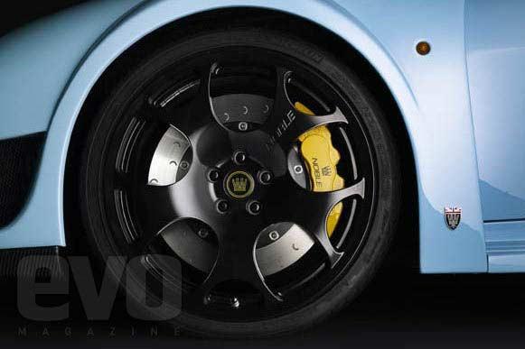 Volvo'dan süper spor otomobil - Resim 11