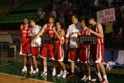 12 Dev Adam reklam yıldızı