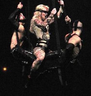 Britney'den fetiş şov - Resim 5