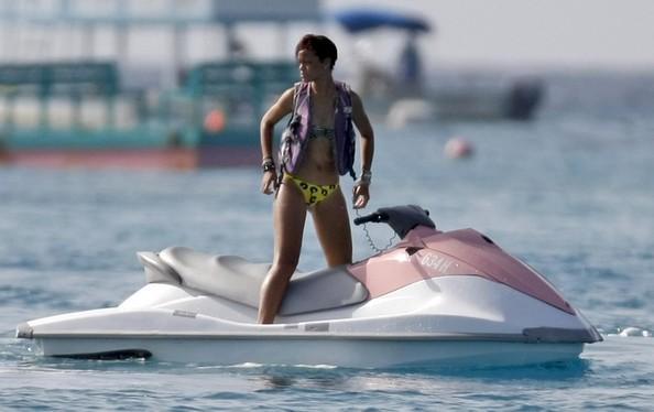 Rihanna'dan tatil görüntüleri