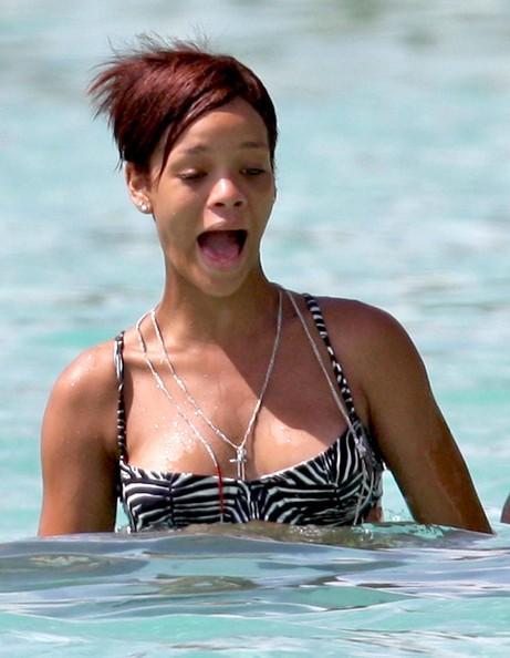 Rihanna'dan tatil görüntüleri