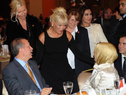 Erdoğan'ın bol kahkahalı iftar yemeği