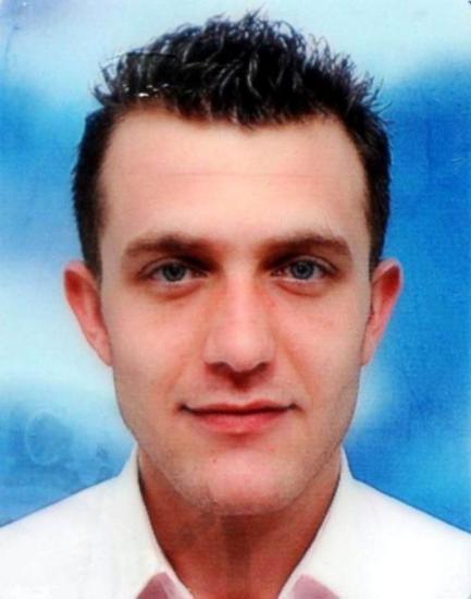 Üzerlerine kamyonet düştü  - Resim 2