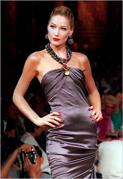 Carla Bruni - Resim 59