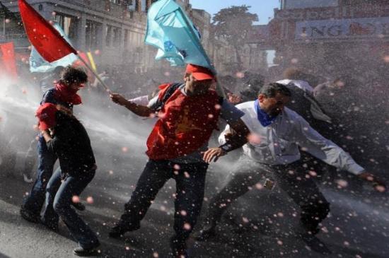 IMF protestosu - Resim 3