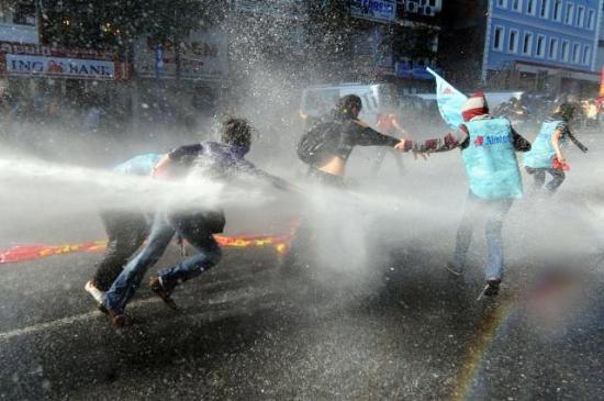 IMF protestosu - Resim 2