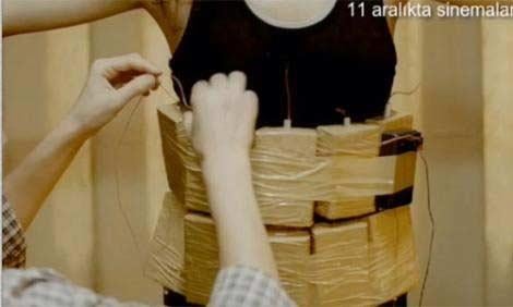 Beren'den militan sevişmesi