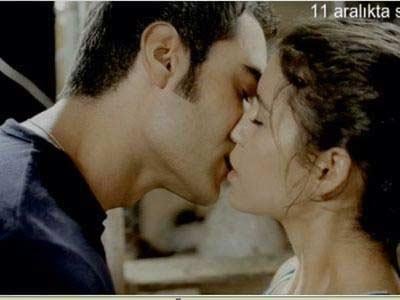 Beren'den militan sevişmesi