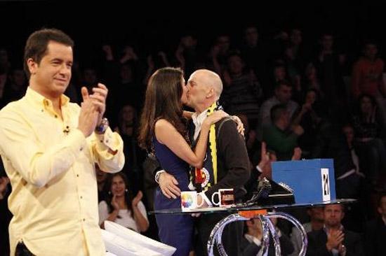 Bruce Willis Varmısın Yokmusunda  - Resim 4