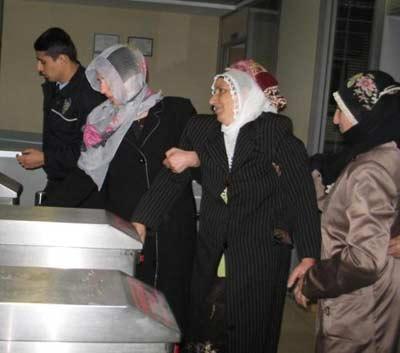 Hastane basıp Ötenazi uyguladılar - Resim 9