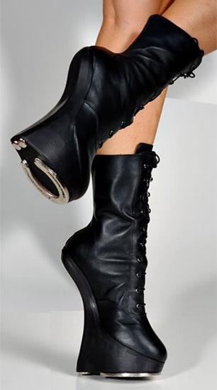 Bir Geyşa'nın ayakları‏