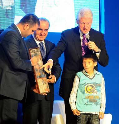 Can Bebek yine burnunu sıktı - Resim 8