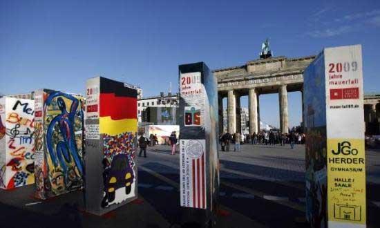 Berlin Duvarı bir kez daha yıkılacak - Resim 12