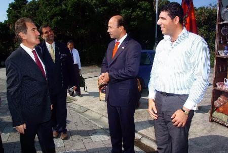 Günay'dan Japon'a BAYRAK fırçası