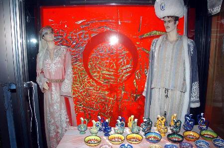 Günay'dan Japon'a BAYRAK fırçası