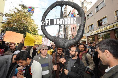 Gürsel Tekin protestocuların arasında kaldı - Resim 7