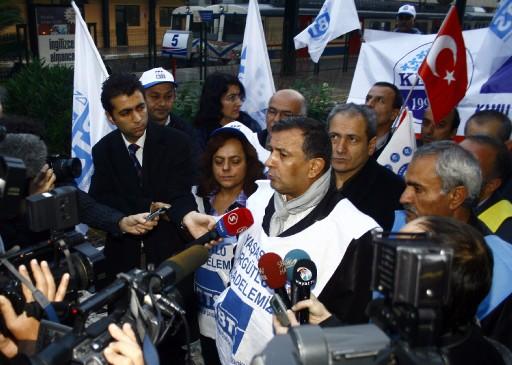 Memurların uyarı grevi