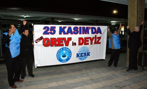 Uyarı grevi başladı - Resim 19