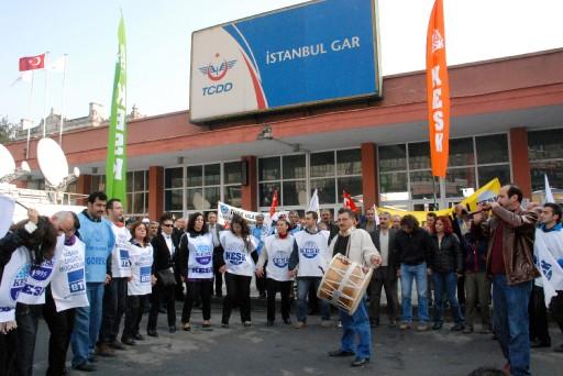 Memurların uyarı grevi