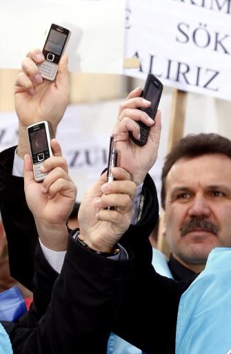 Memurların uyarı grevi