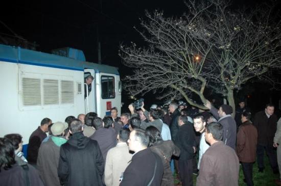 Uyarı grevi başladı - Resim 3