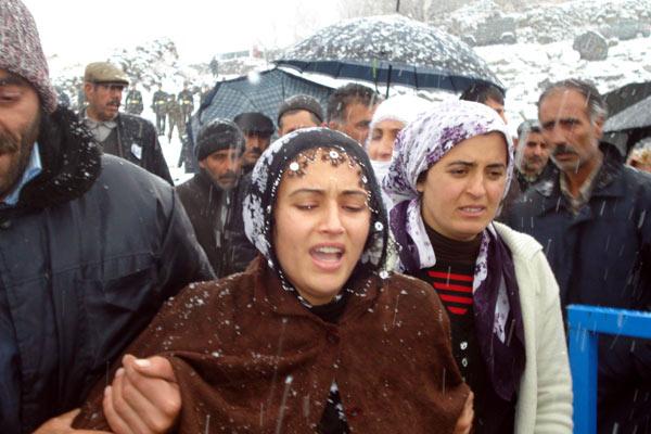 Muş iki şehidine yanıyor - Resim 3
