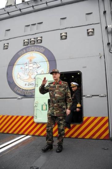 Başbuğ'dan sert sözler - Resim 13