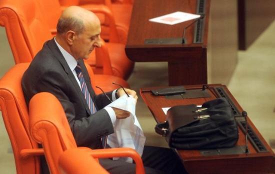 Meclis'te NÜ fotoğraf