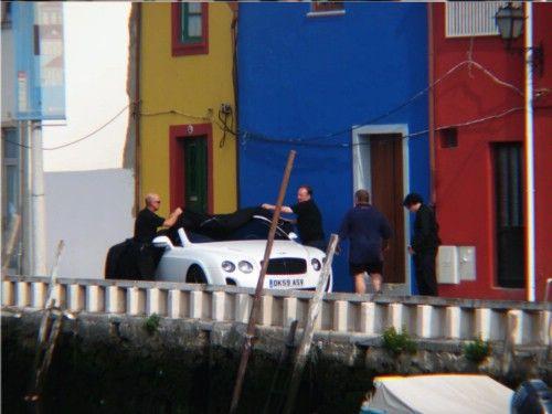 İşte gizlenen Bentley'in lüks cabriosu - Resim 1