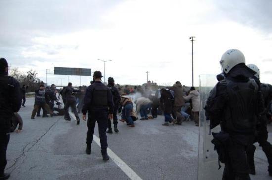 TEM Otoyolu'nu trafiğe kapattılar - Resim 17
