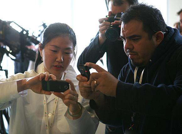 Google'ın süper telefonu Nexus One tanıtıldı - Resim 3