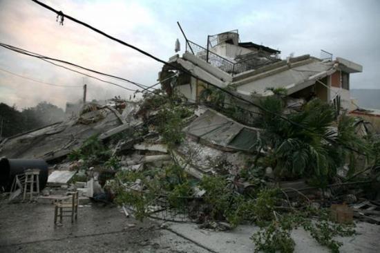 Haiti yerle bir oldu - Resim 8