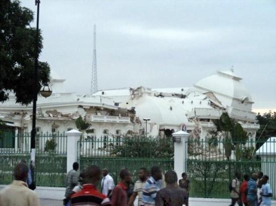 Haiti yerle bir oldu - Resim 12